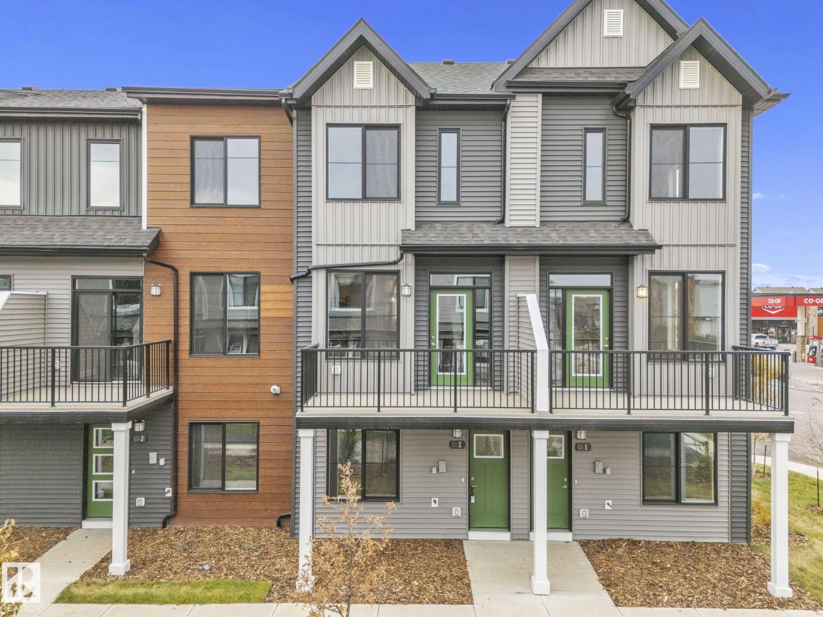 #2 6905 25 AV SW SW, Edmonton, Alberta