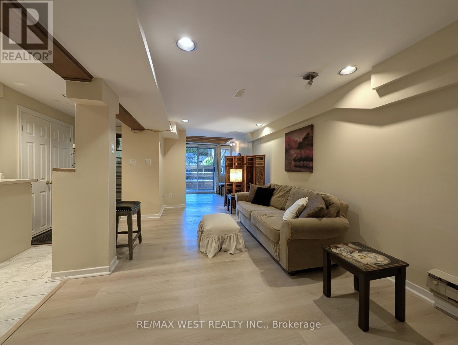 Basement - 195 Ellsworth Avenue, Toronto, Ontario  M6G 2K7 - Photo 13 - C12483112