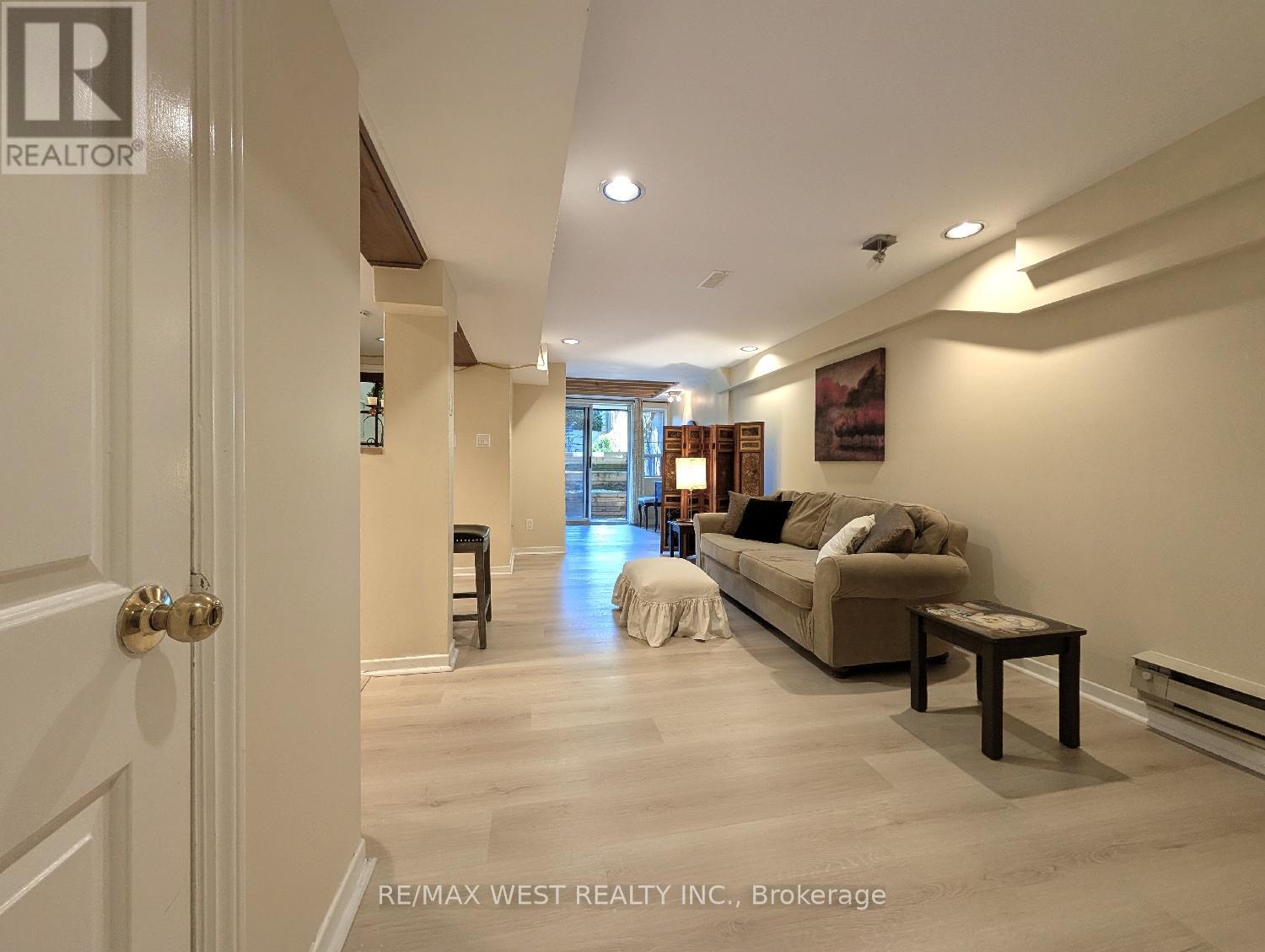 Basement - 195 Ellsworth Avenue, Toronto, Ontario  M6G 2K7 - Photo 14 - C12483112