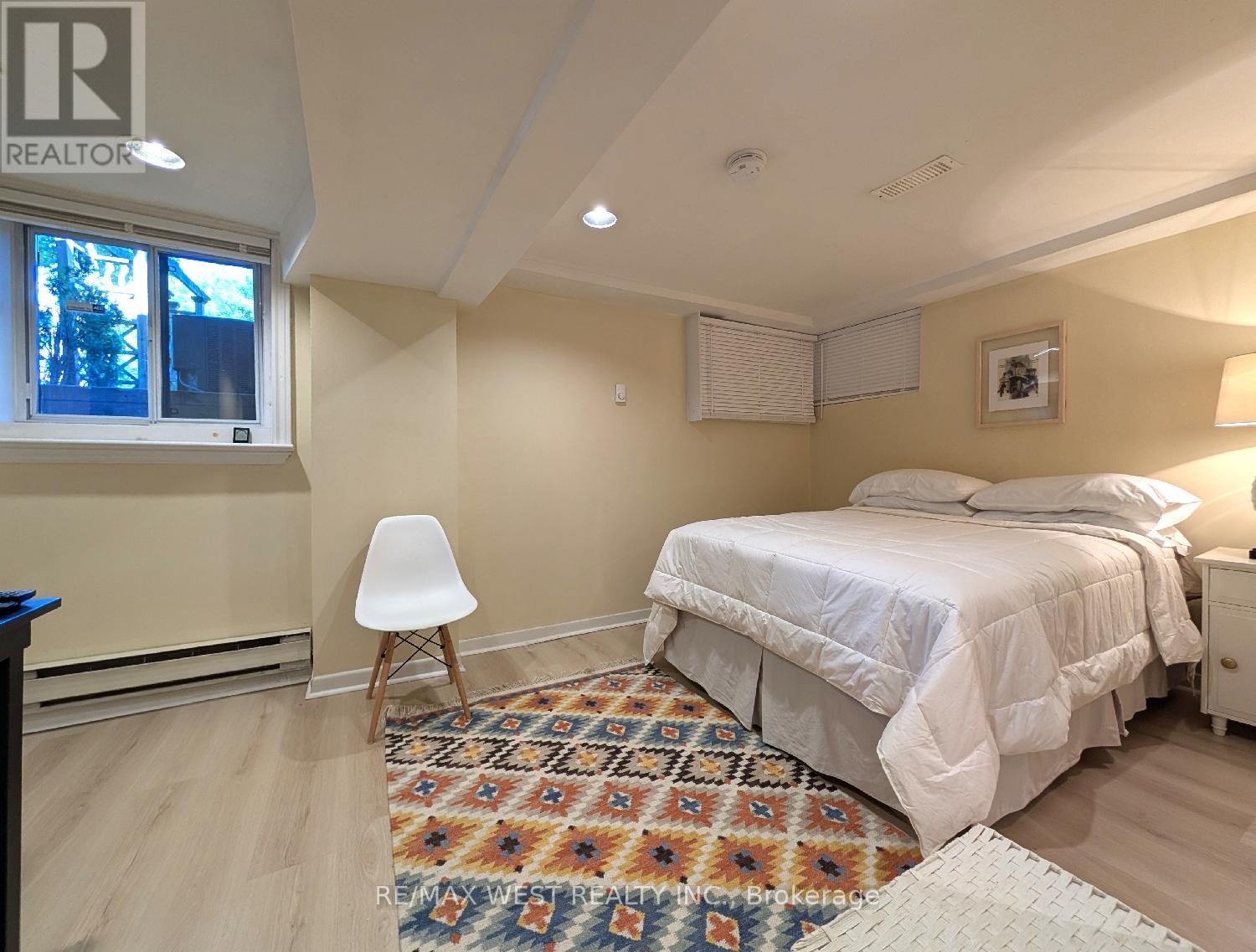 Basement - 195 Ellsworth Avenue, Toronto, Ontario  M6G 2K7 - Photo 28 - C12483112