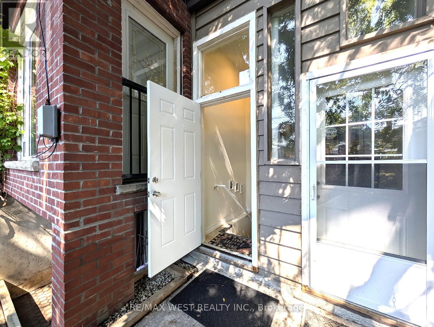 Basement - 195 Ellsworth Avenue, Toronto, Ontario  M6G 2K7 - Photo 3 - C12483112