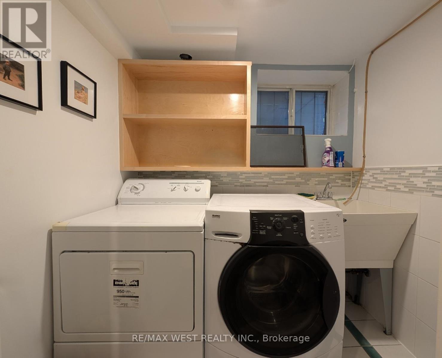 Basement - 195 Ellsworth Avenue, Toronto, Ontario  M6G 2K7 - Photo 8 - C12483112