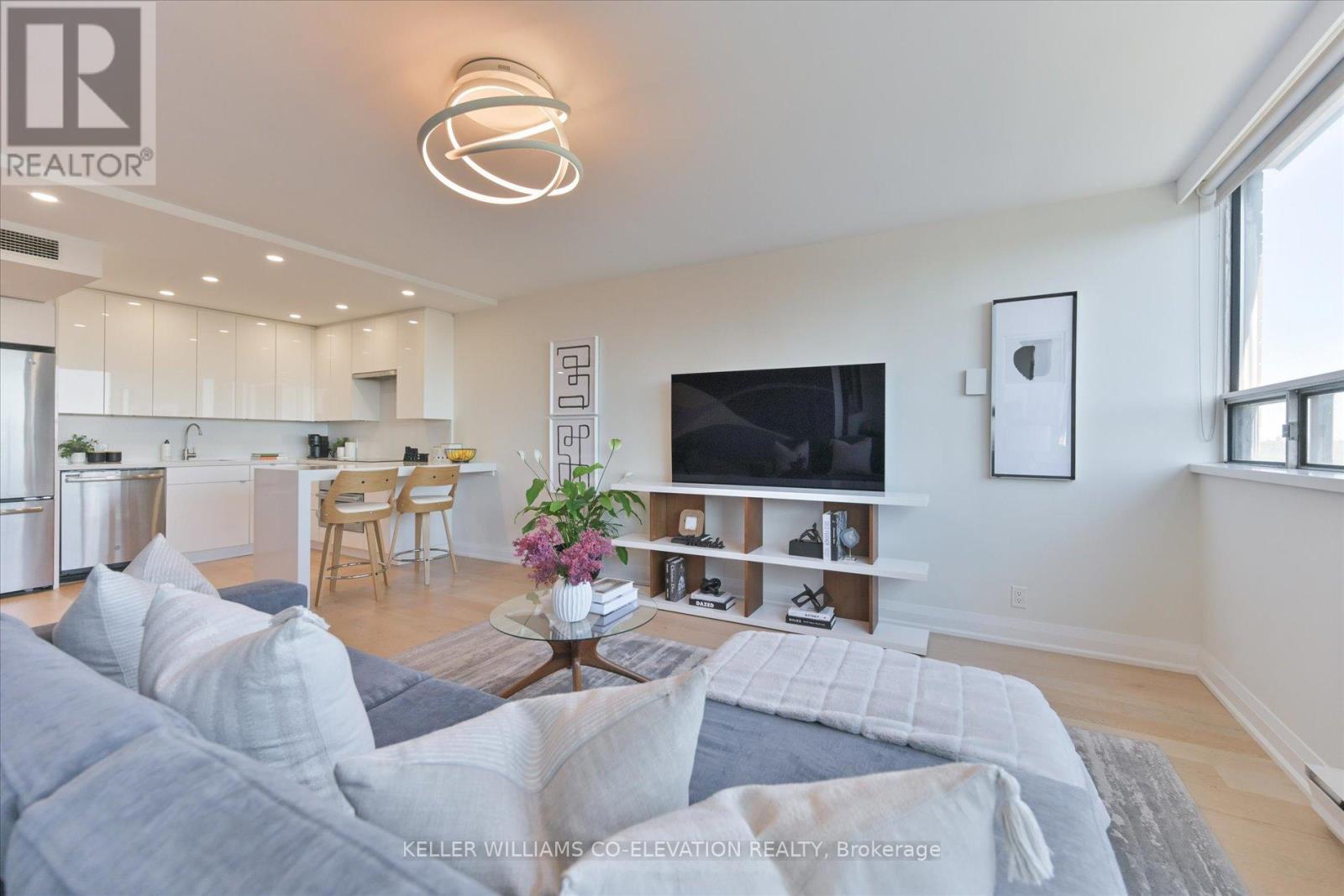 1612 - 914 Yonge Street, Toronto, Ontario  M4W 3C8 - Photo 10 - C12483121
