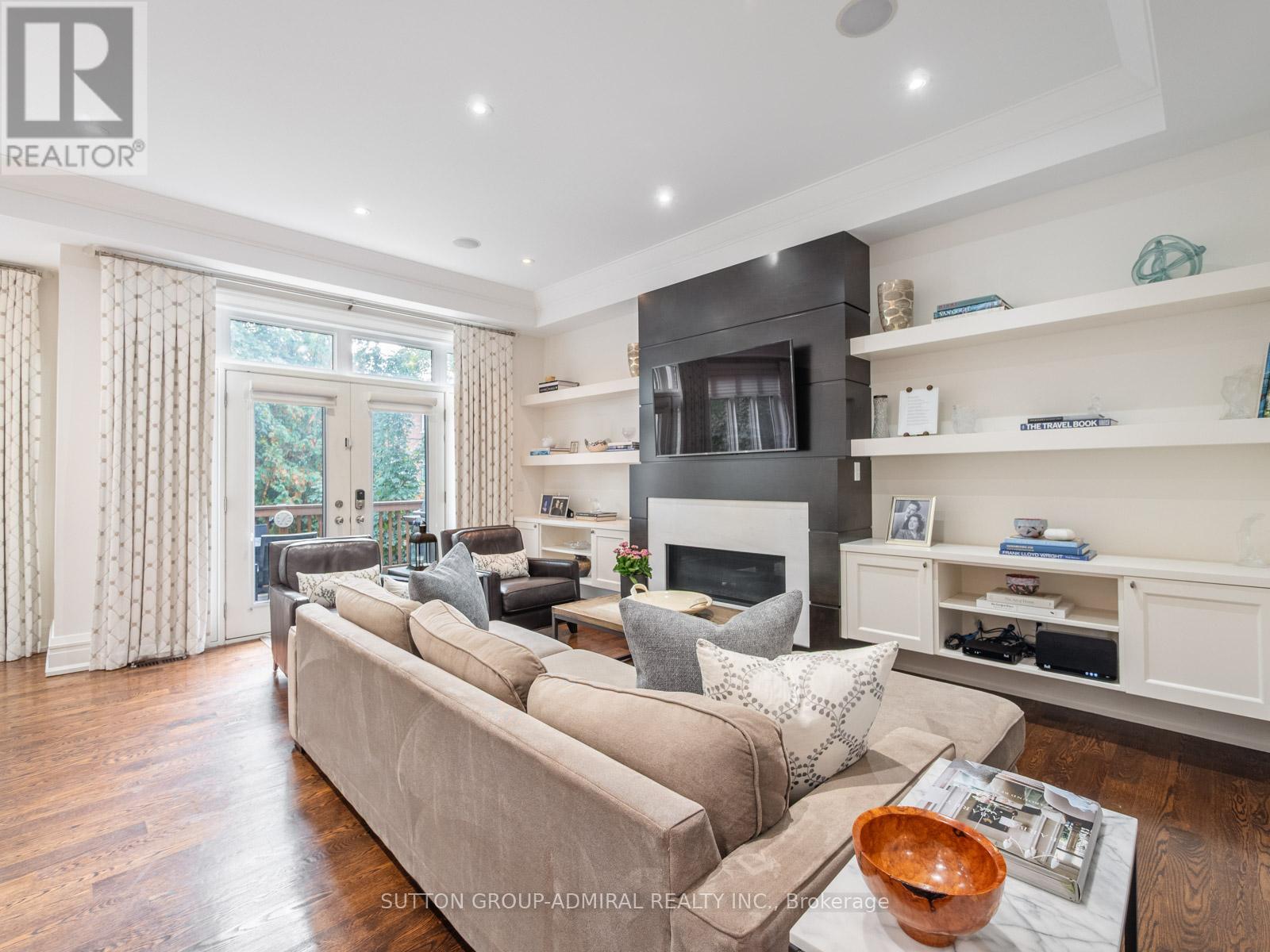 237 Joicey Boulevard, Toronto (Bedford Park-Nortown), Ontario  M5M 2V6 - Photo 12 - C12483160