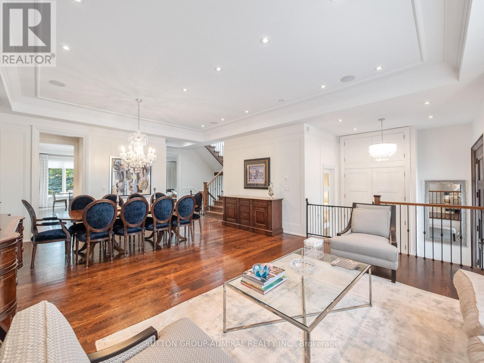 237 Joicey Boulevard, Toronto (Bedford Park-Nortown), Ontario  M5M 2V6 - Photo 9 - C12483160