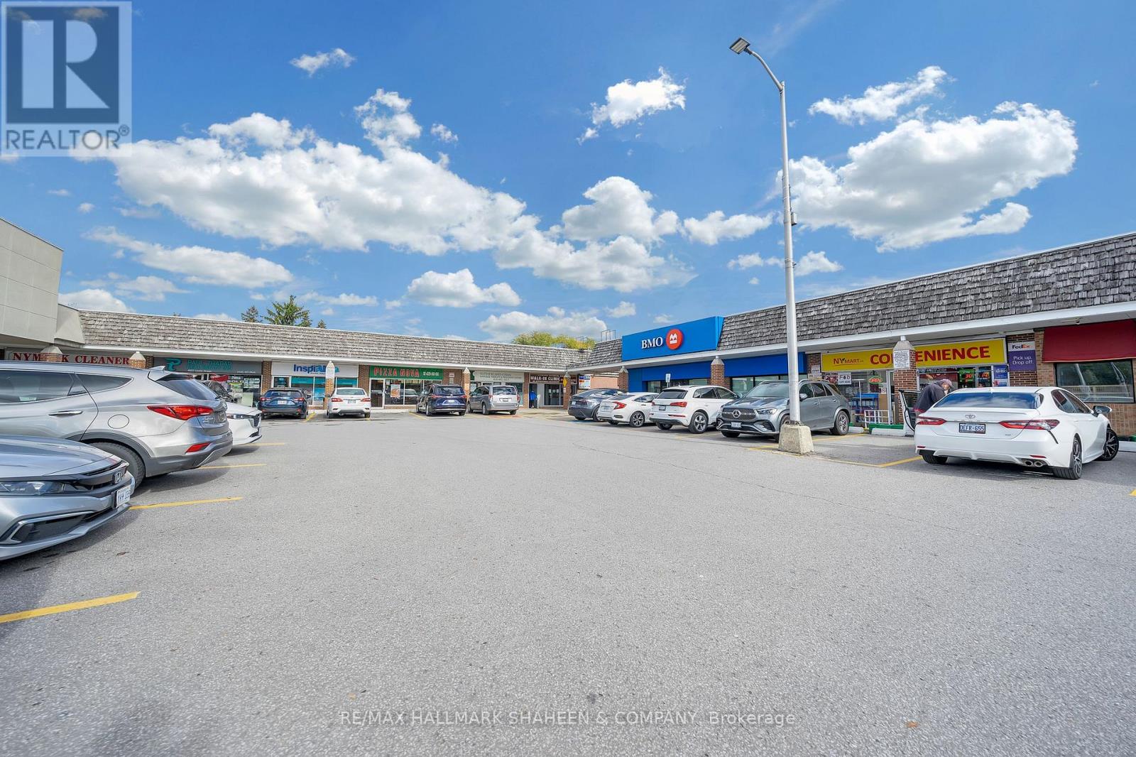 4823 Leslie Street, Toronto, Ontario  M2J 2K8 - Photo 3 - C12483166
