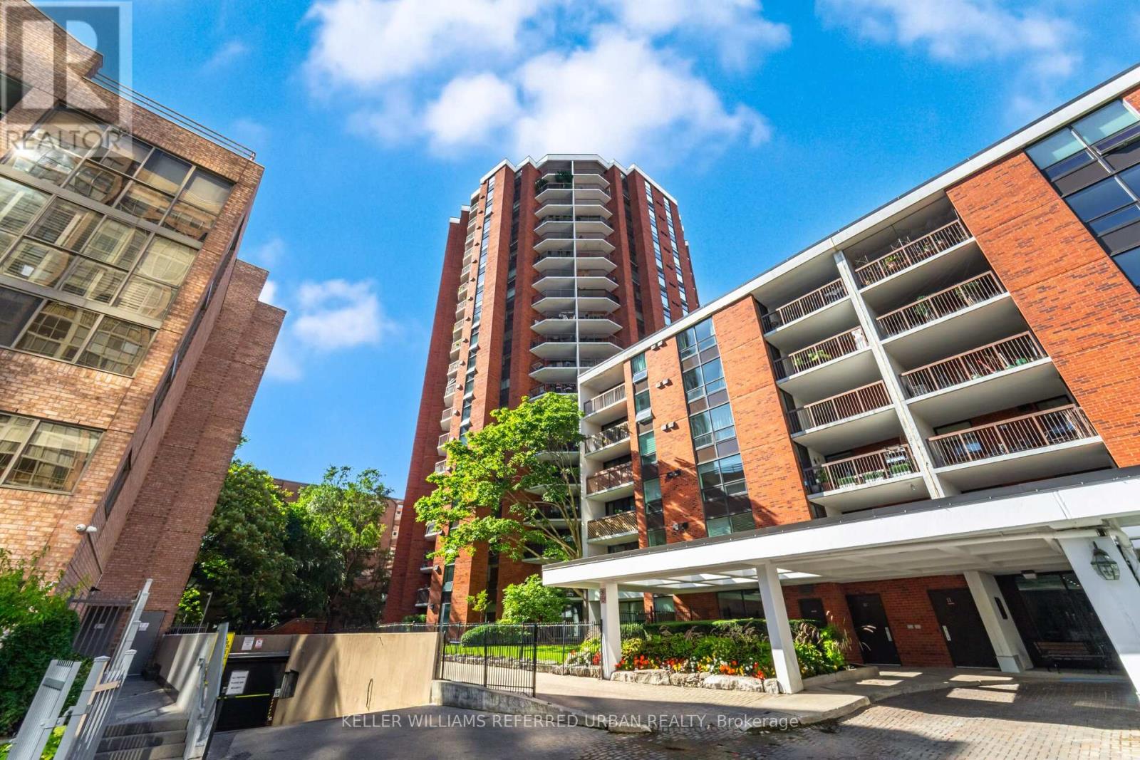 107 - 77 MAITLAND PLACE, Toronto, Ontario