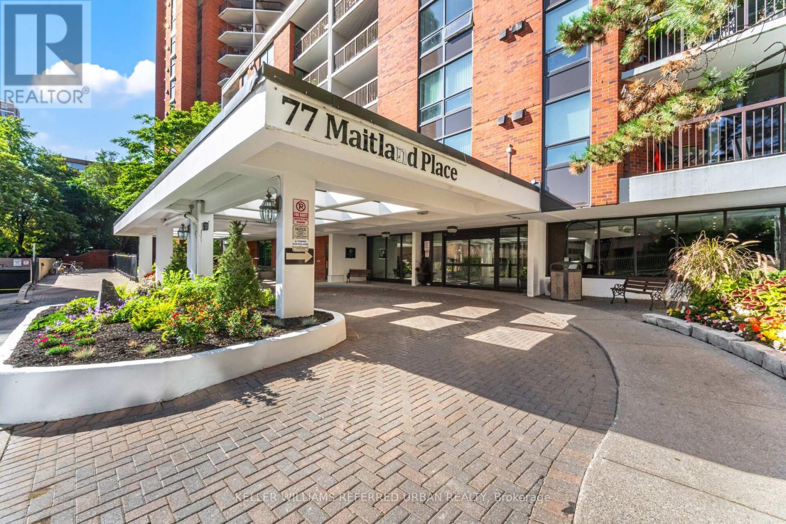 107 - 77 Maitland Place, Toronto, Ontario  M4Y 2V6 - Photo 2 - C12483241