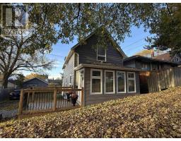 339 Ambrose ST, Thunder Bay, Ontario