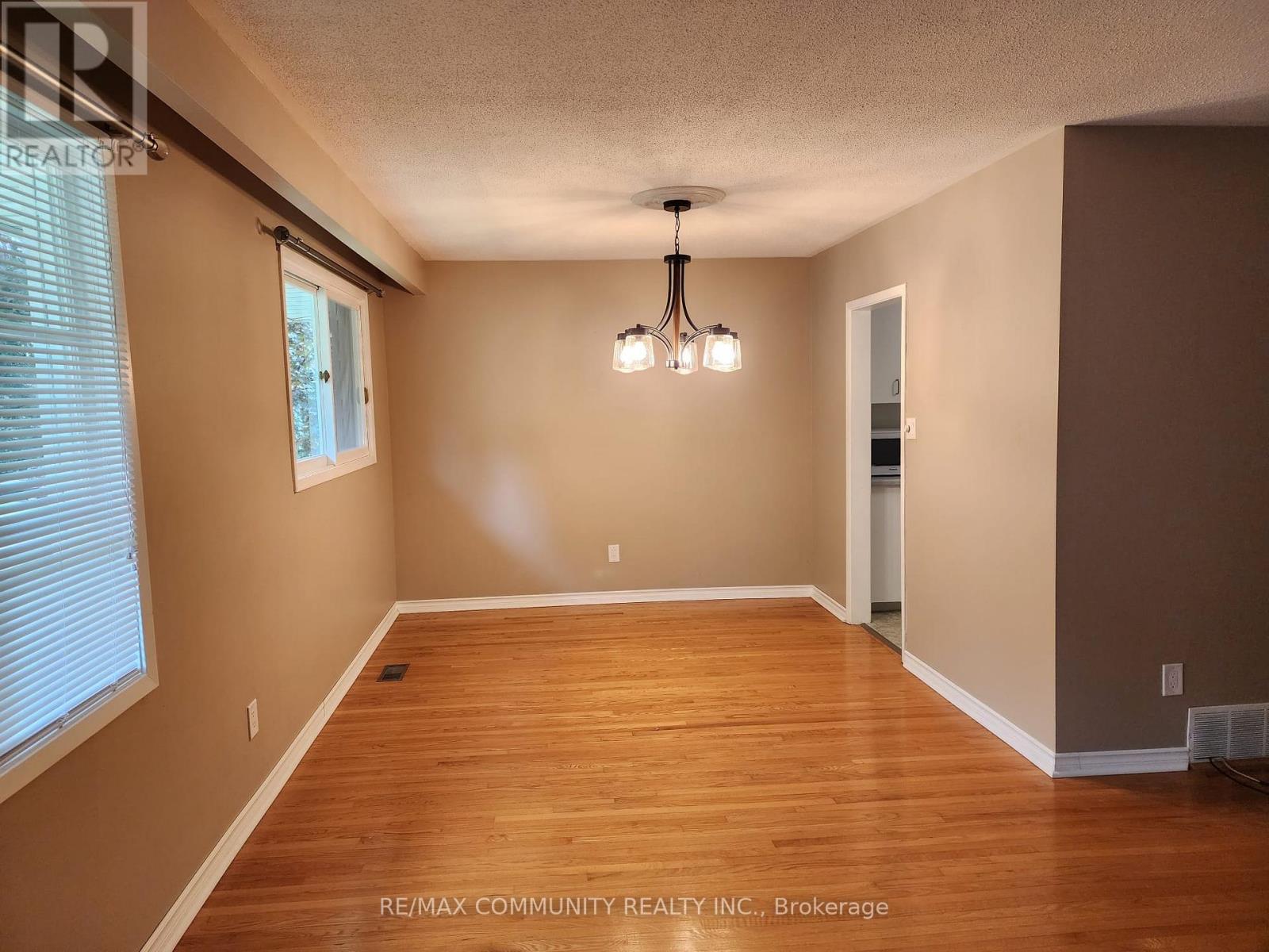 612 Dundee Avenue, Oshawa, Ontario  L1J 2X1 - Photo 15 - E12483136