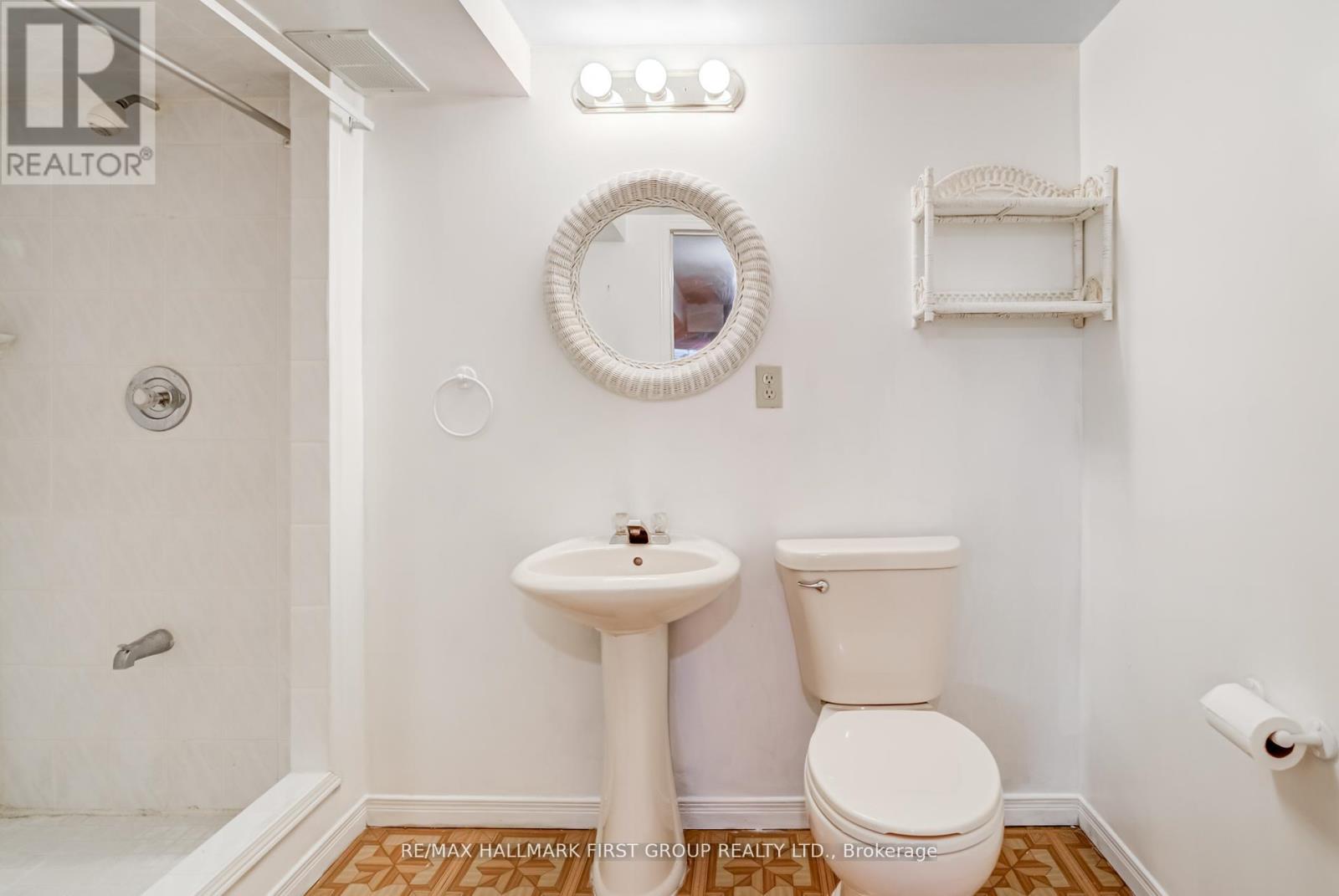 58 Lady Bower Crescent, Toronto, Ontario  M1B 4P8 - Photo 20 - E12483192