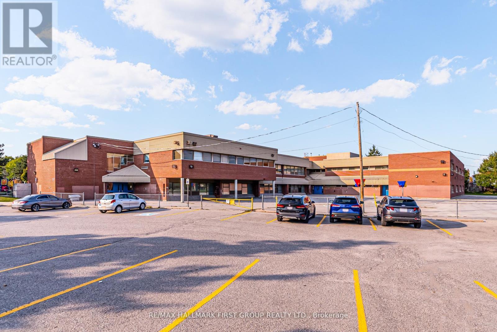 58 Lady Bower Crescent, Toronto, Ontario  M1B 4P8 - Photo 24 - E12483192