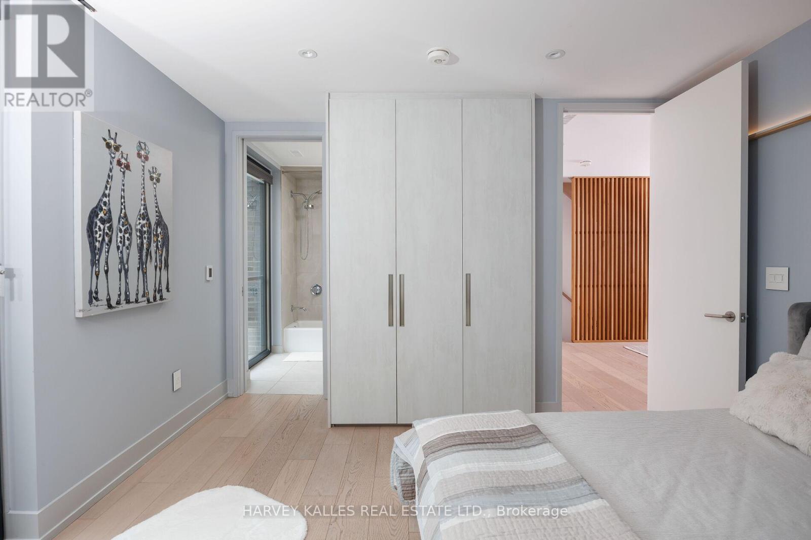 60 Hiltz Avenue, Toronto, Ontario  M4L 2N5 - Photo 20 - E12483203