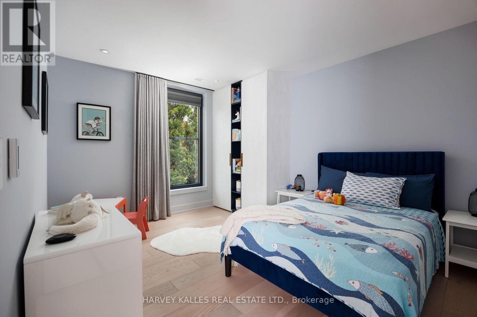 60 Hiltz Avenue, Toronto, Ontario  M4L 2N5 - Photo 22 - E12483203