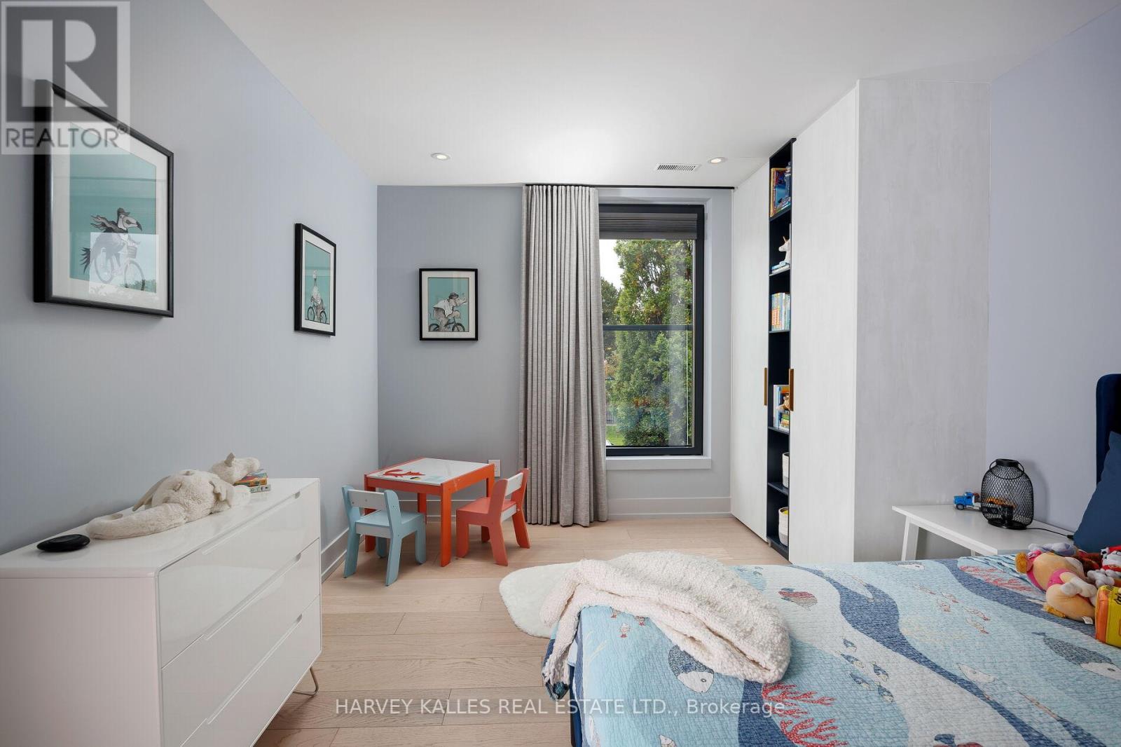 60 Hiltz Avenue, Toronto, Ontario  M4L 2N5 - Photo 23 - E12483203