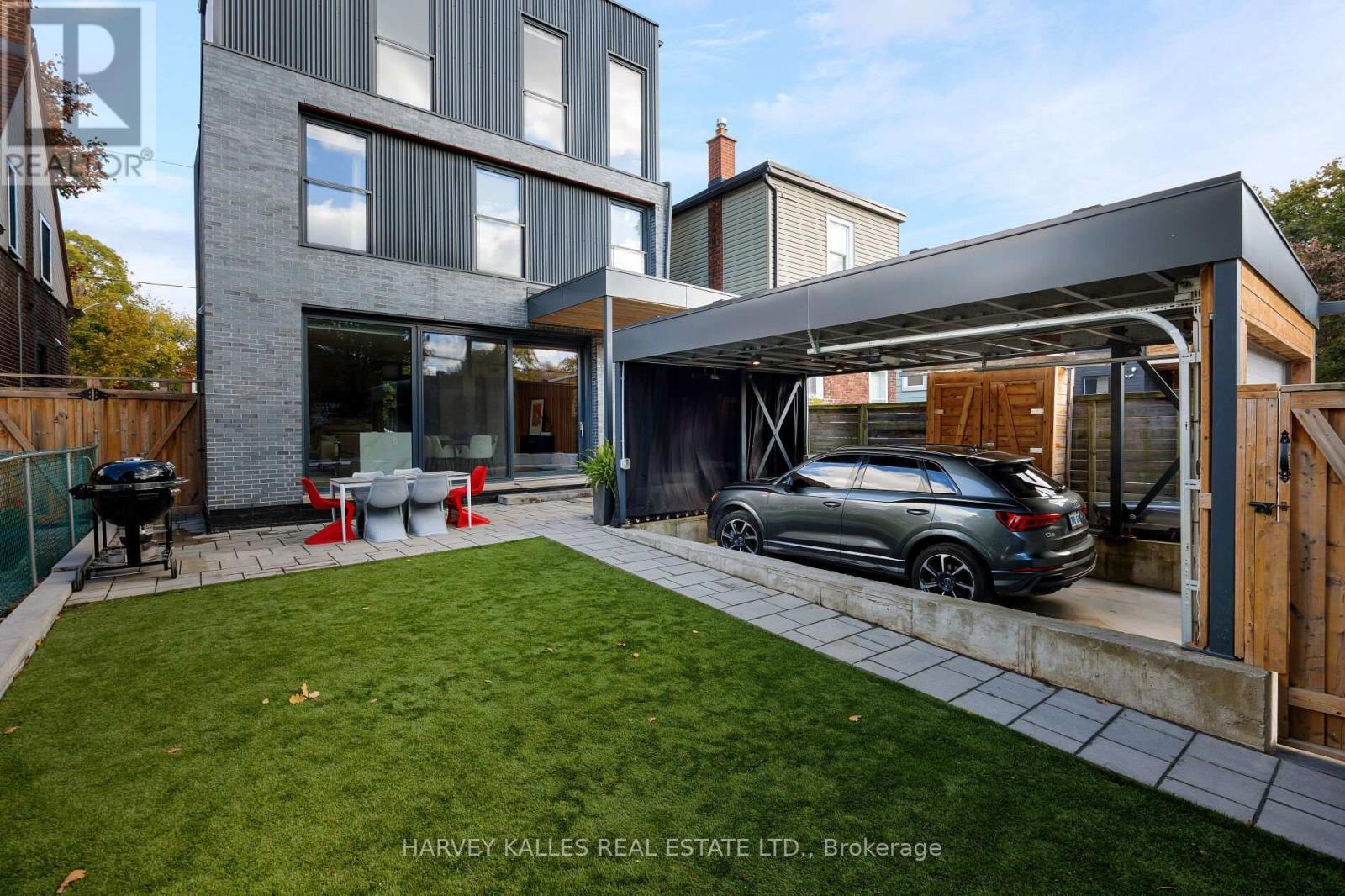 60 Hiltz Avenue, Toronto, Ontario  M4L 2N5 - Photo 25 - E12483203