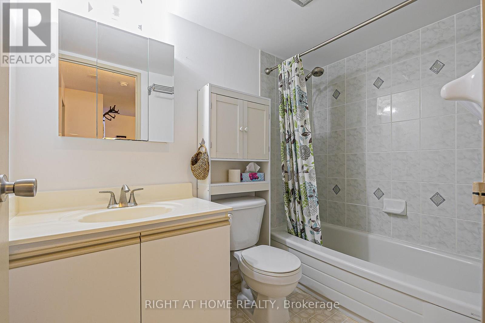 802 - 55 Bamburgh Circle, Toronto, Ontario  M1W 3V4 - Photo 26 - E12483237