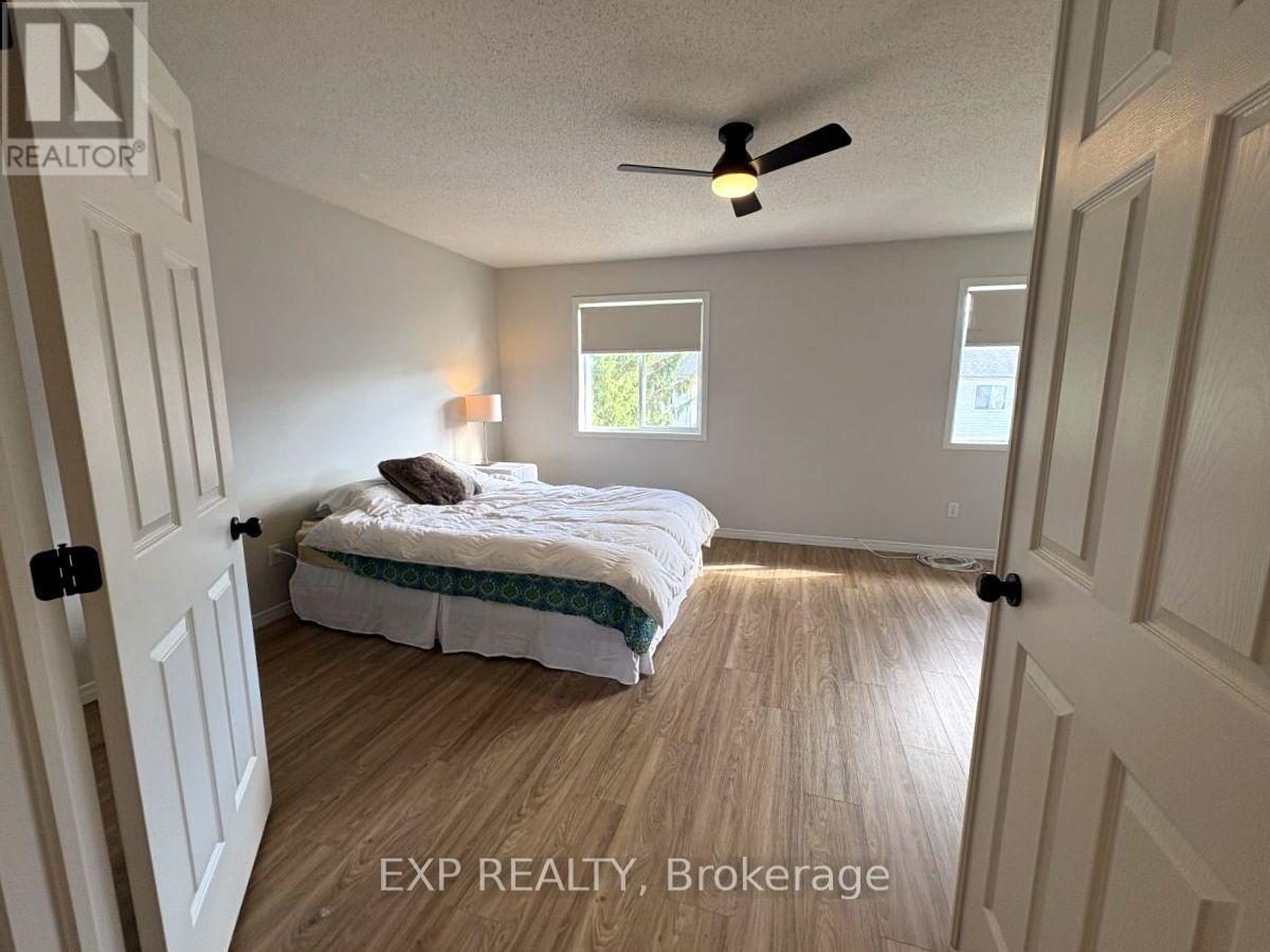 14 Drumso Street, Ottawa, Ontario  K1T 3Y2 - Photo 17 - X12423212