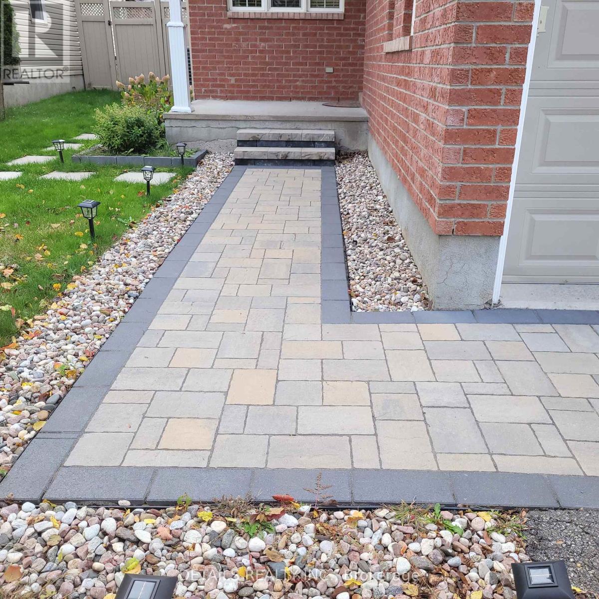 809 Pinnacle Street, Ottawa, Ontario  K4A 0L6 - Photo 4 - X12444651