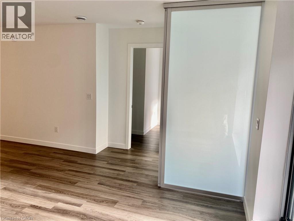 479 Charlton Avenue E Unit# 410, Hamilton, Ontario  L8N 0B4 - Photo 12 - 40782379