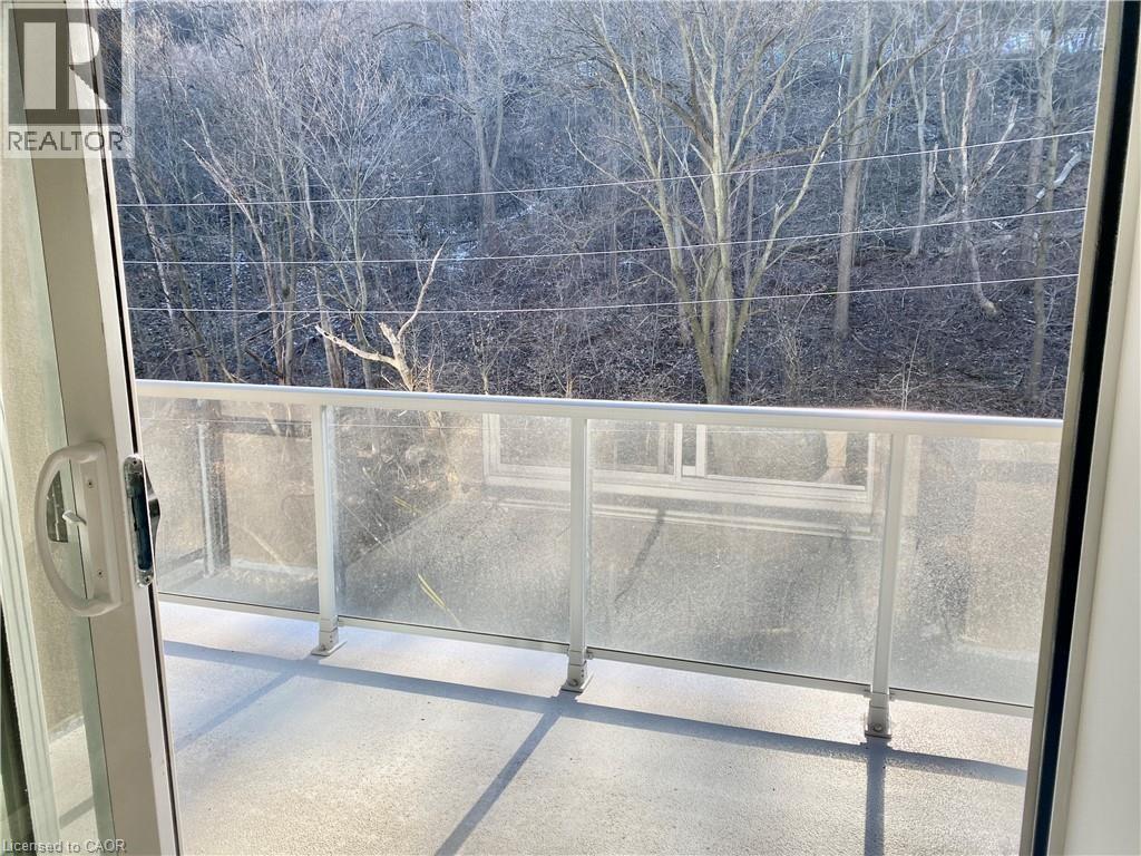 479 Charlton Avenue E Unit# 410, Hamilton, Ontario  L8N 0B4 - Photo 20 - 40782379