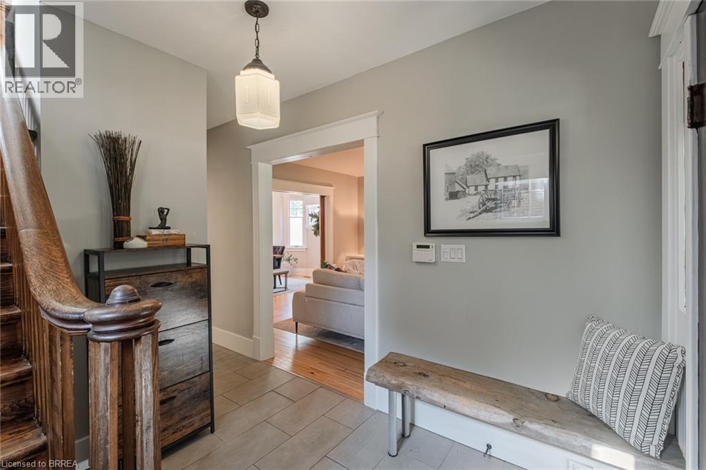 30 Banfield Street, Paris, Ontario  N3L 2Y6 - Photo 7 - 40772116