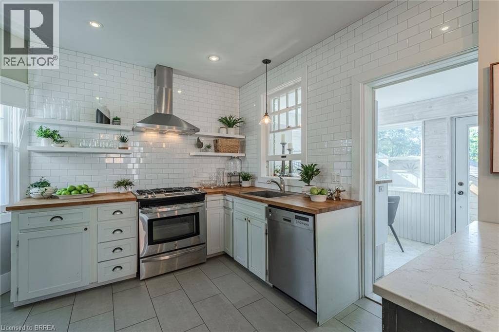 30 Banfield Street, Paris, Ontario  N3L 2Y6 - Photo 15 - 40772116