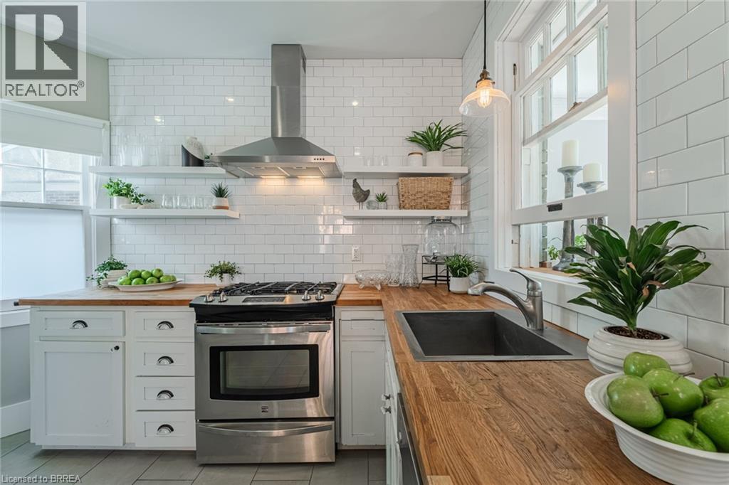 30 Banfield Street, Paris, Ontario  N3L 2Y6 - Photo 16 - 40772116