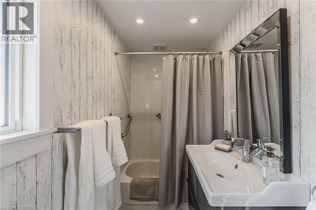 30 Banfield Street, Paris, Ontario  N3L 2Y6 - Photo 29 - 40772116