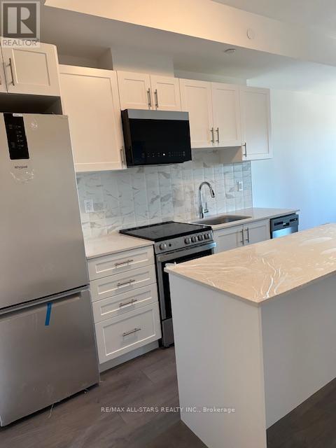 702 - 715 Davis Drive, Newmarket, Ontario  L3Y 2R3 - Photo 9 - N12483134