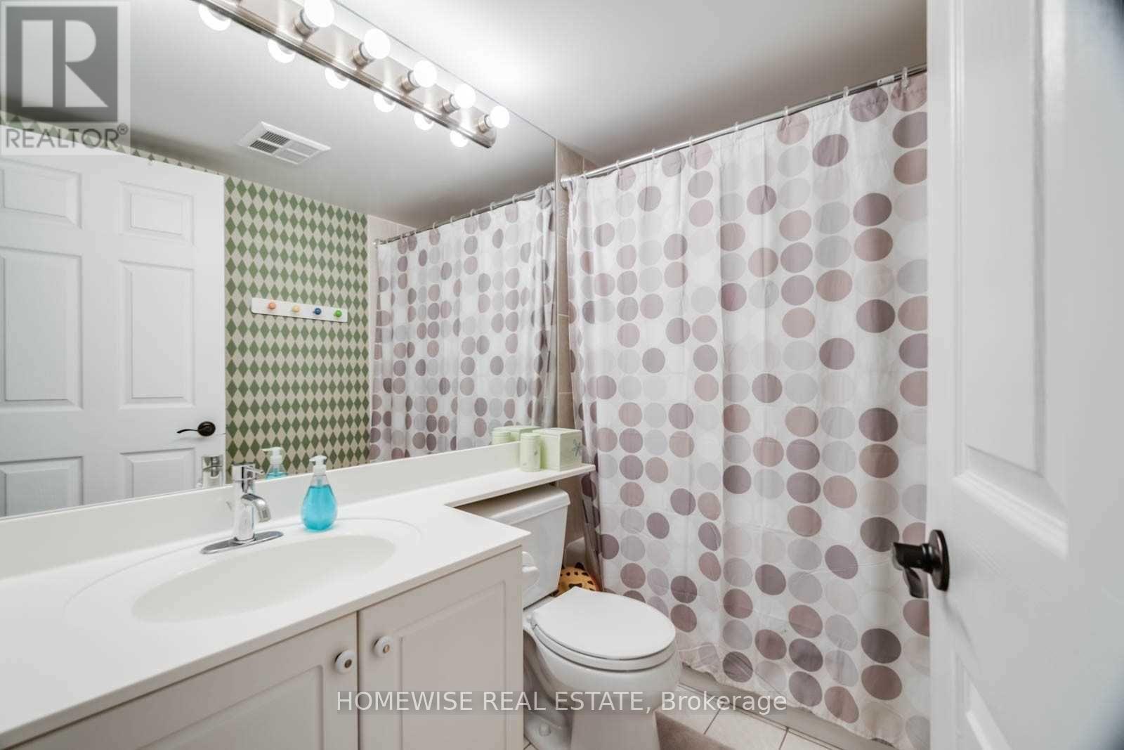 212 - 130 Pond Drive, Markham, Ontario  L3T 7W5 - Photo 18 - N12483146