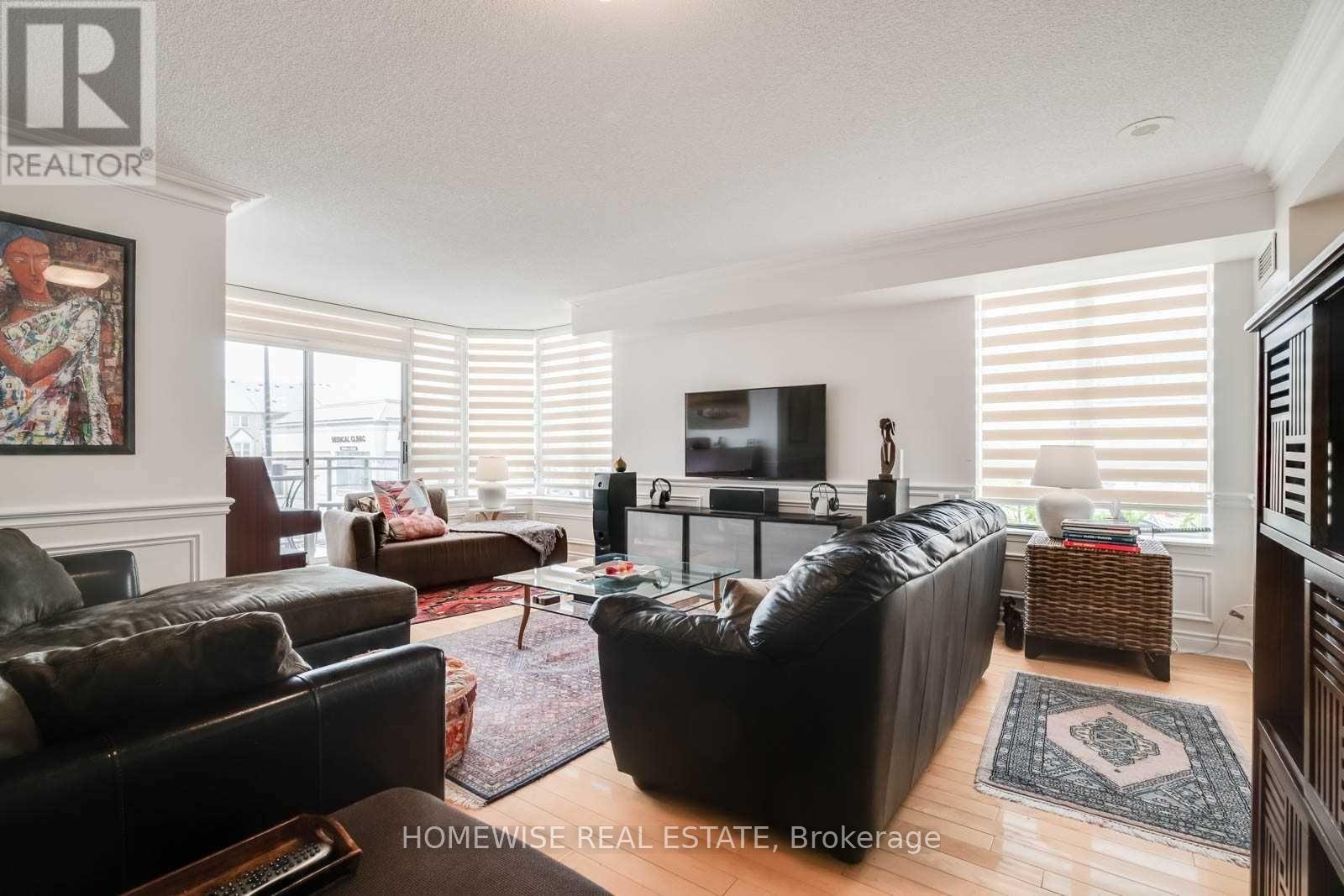 212 - 130 Pond Drive, Markham, Ontario  L3T 7W5 - Photo 3 - N12483146