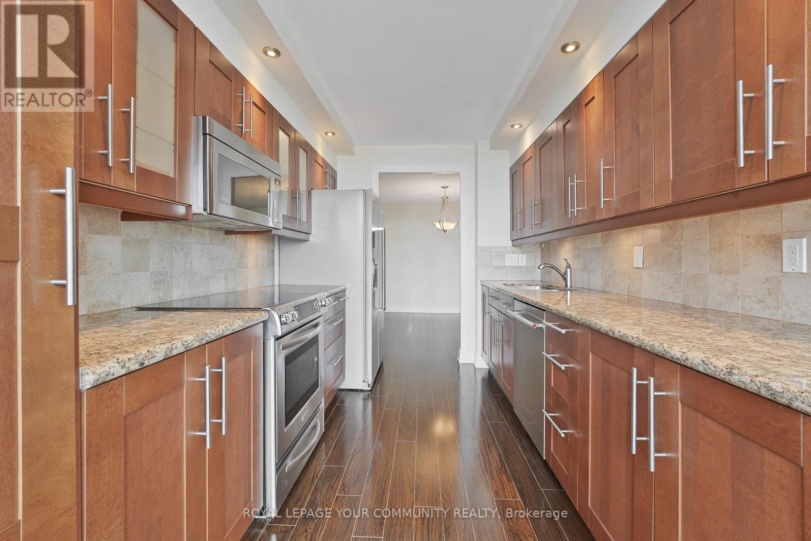 1508 - 120 Promenade Circle, Vaughan, Ontario  L4J 7W9 - Photo 15 - N12483148