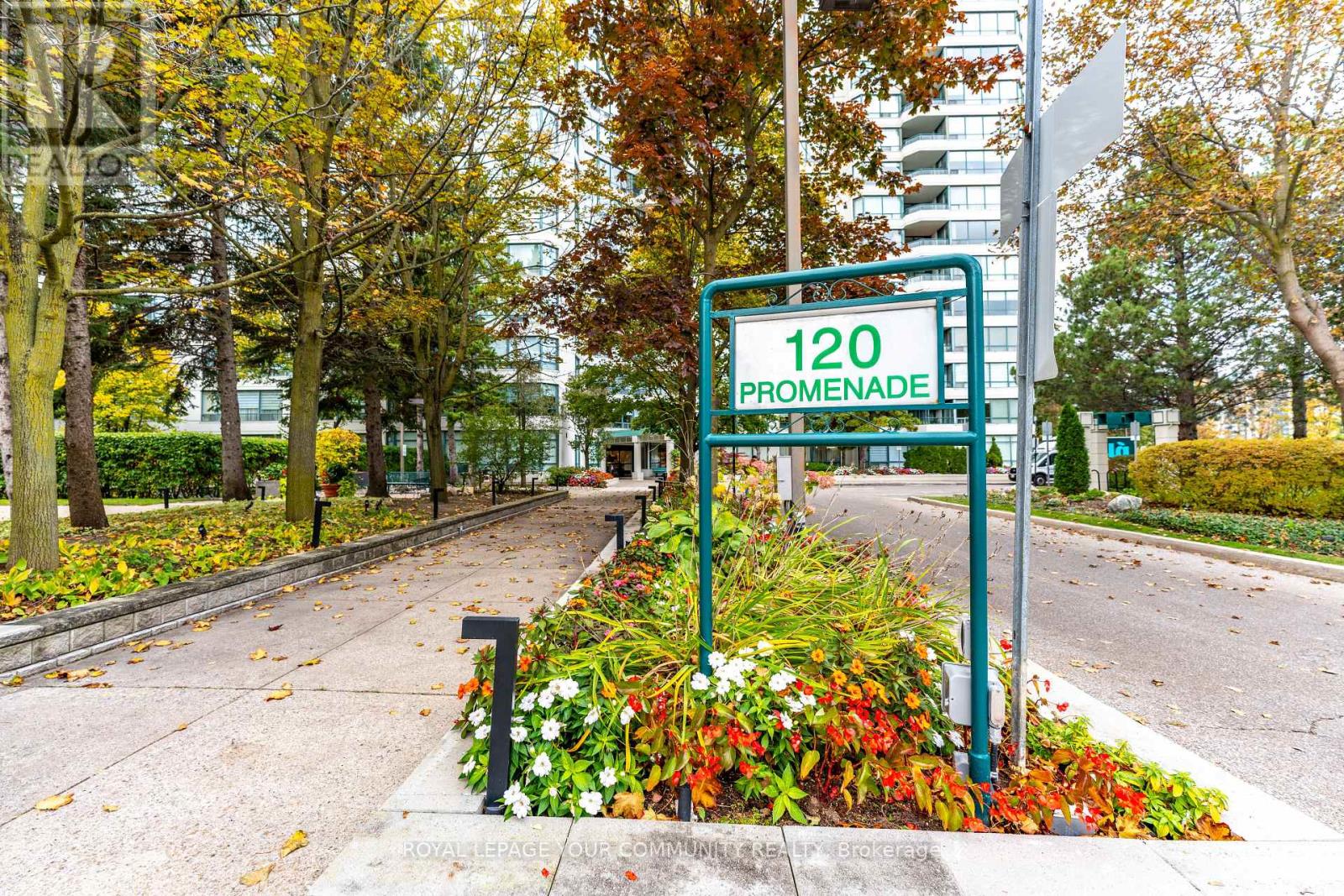 1508 - 120 Promenade Circle, Vaughan, Ontario  L4J 7W9 - Photo 30 - N12483148