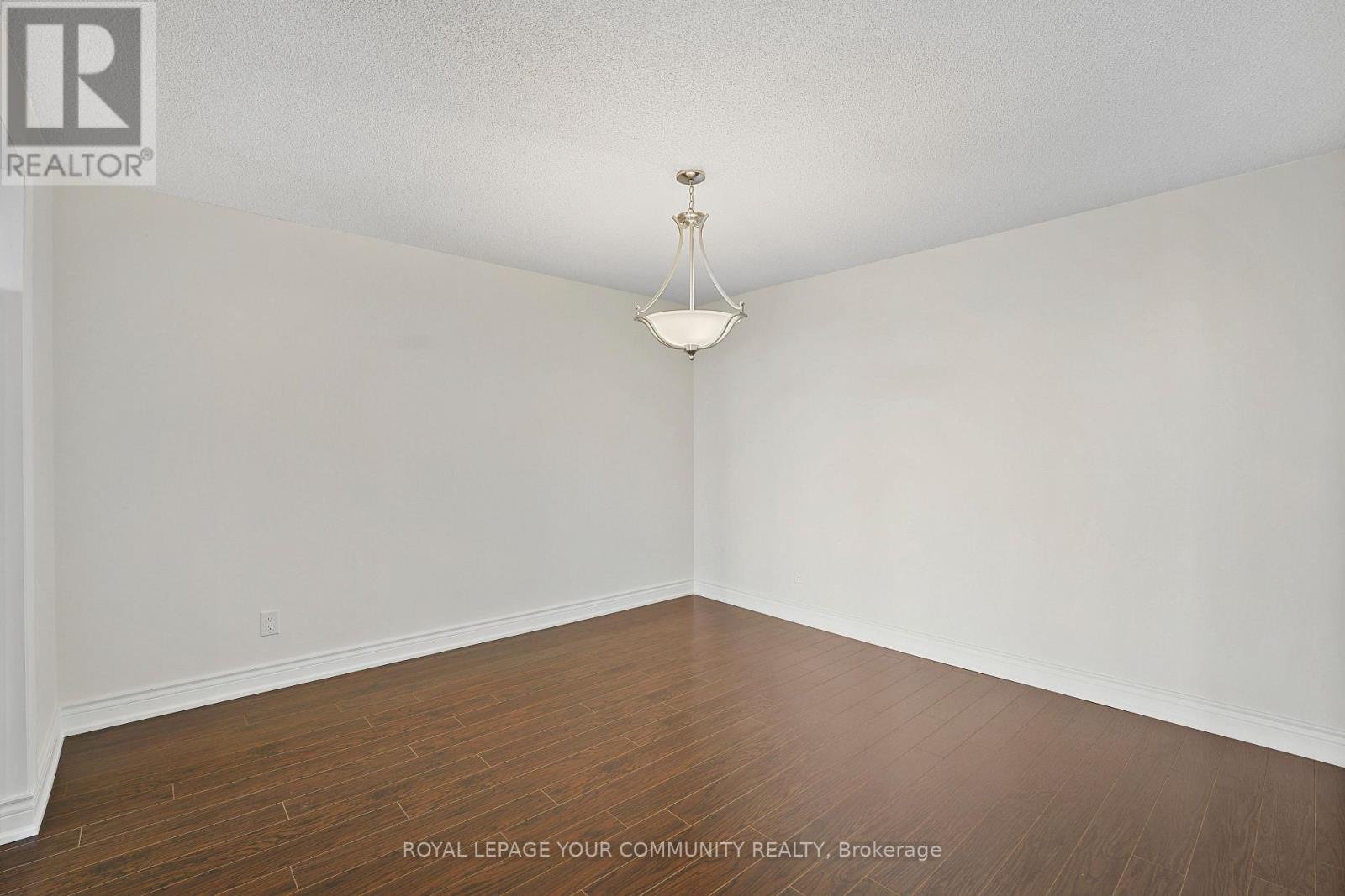 1508 - 120 Promenade Circle, Vaughan, Ontario  L4J 7W9 - Photo 6 - N12483148
