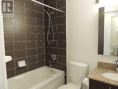 Uph10 - 60 South Town Centre Boulevard, Markham, Ontario  L6G 0C5 - Photo 4 - N12483172