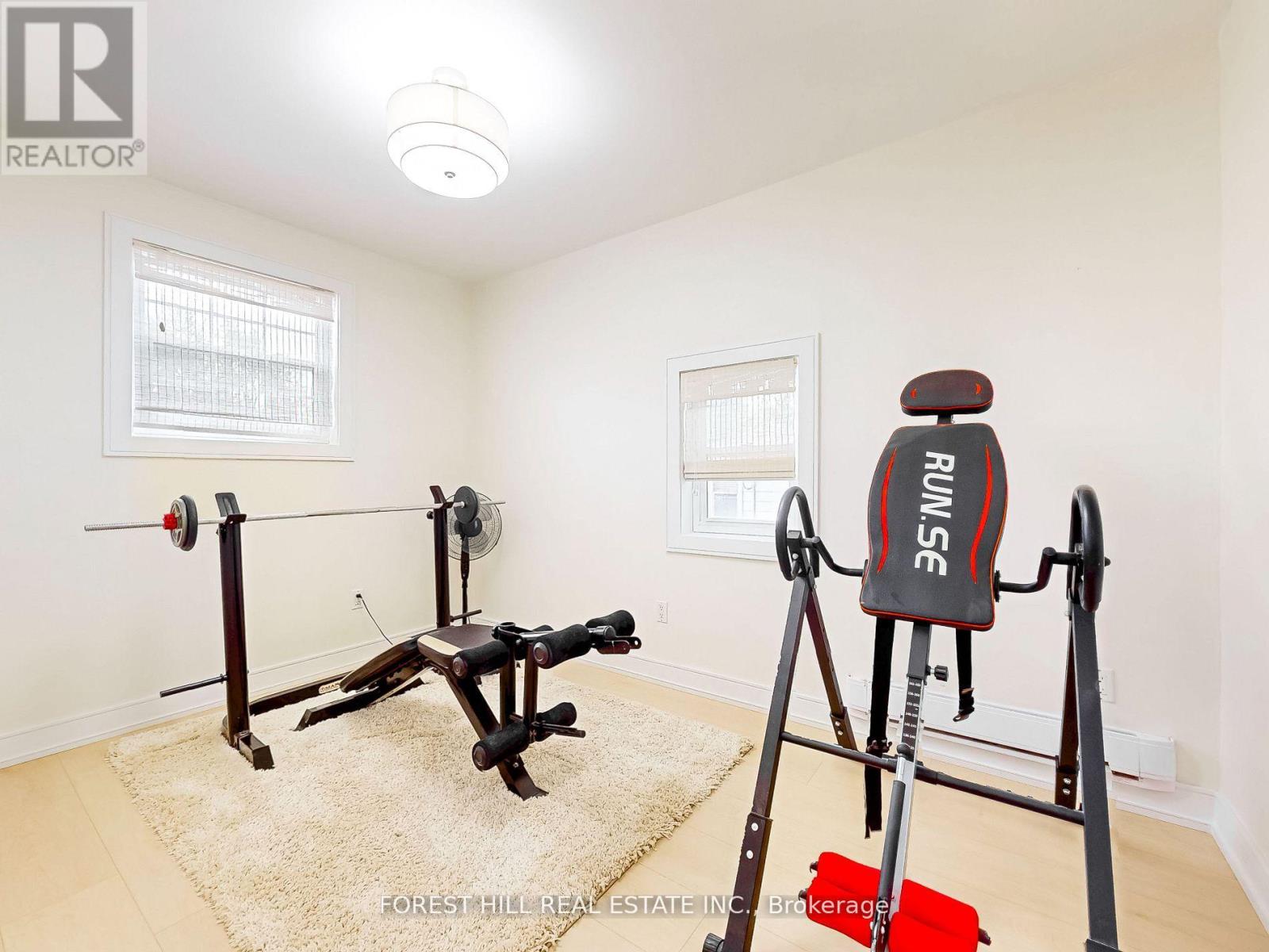 254 Pine Beach Drive, Georgina, Ontario  L4P 2V5 - Photo 29 - N12483174