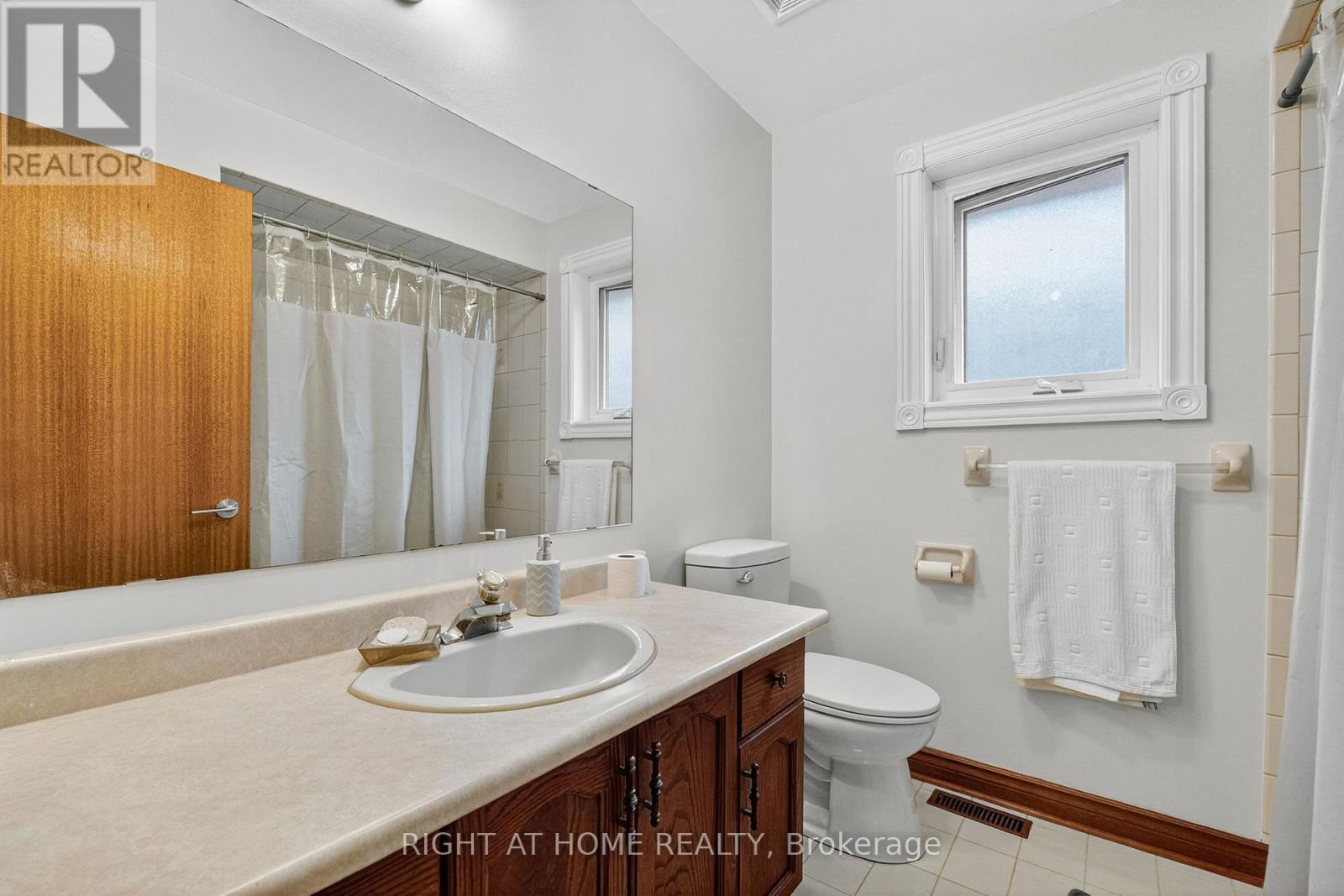 291 Andy Crescent, Vaughan, Ontario  L4H 1C3 - Photo 29 - N12483183
