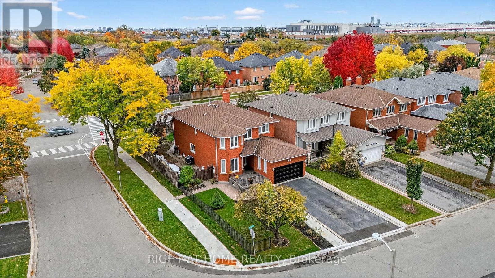 291 Andy Crescent, Vaughan, Ontario  L4H 1C3 - Photo 4 - N12483183