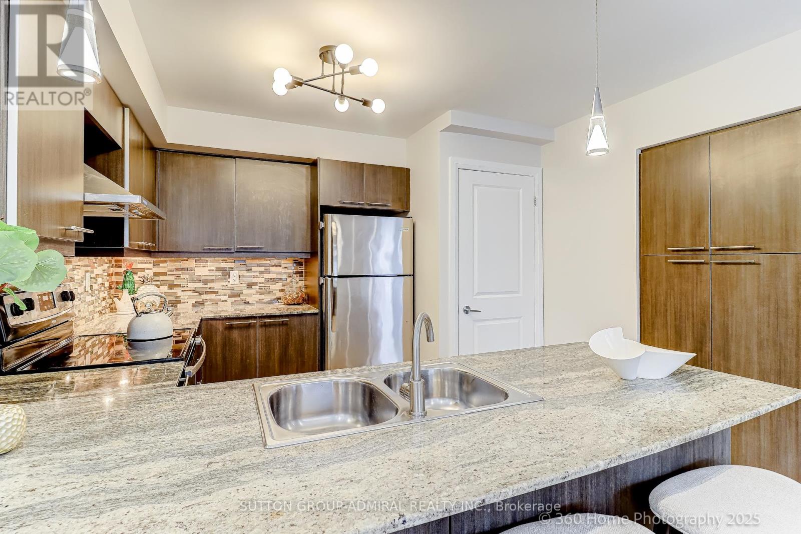 143 - 326 John Street, Markham, Ontario  L3T 0B1 - Photo 3 - N12483209
