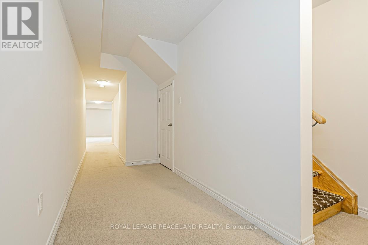 10 Pavlova Crescent, Richmond Hill, Ontario  L4E 0V9 - Photo 40 - N12483215