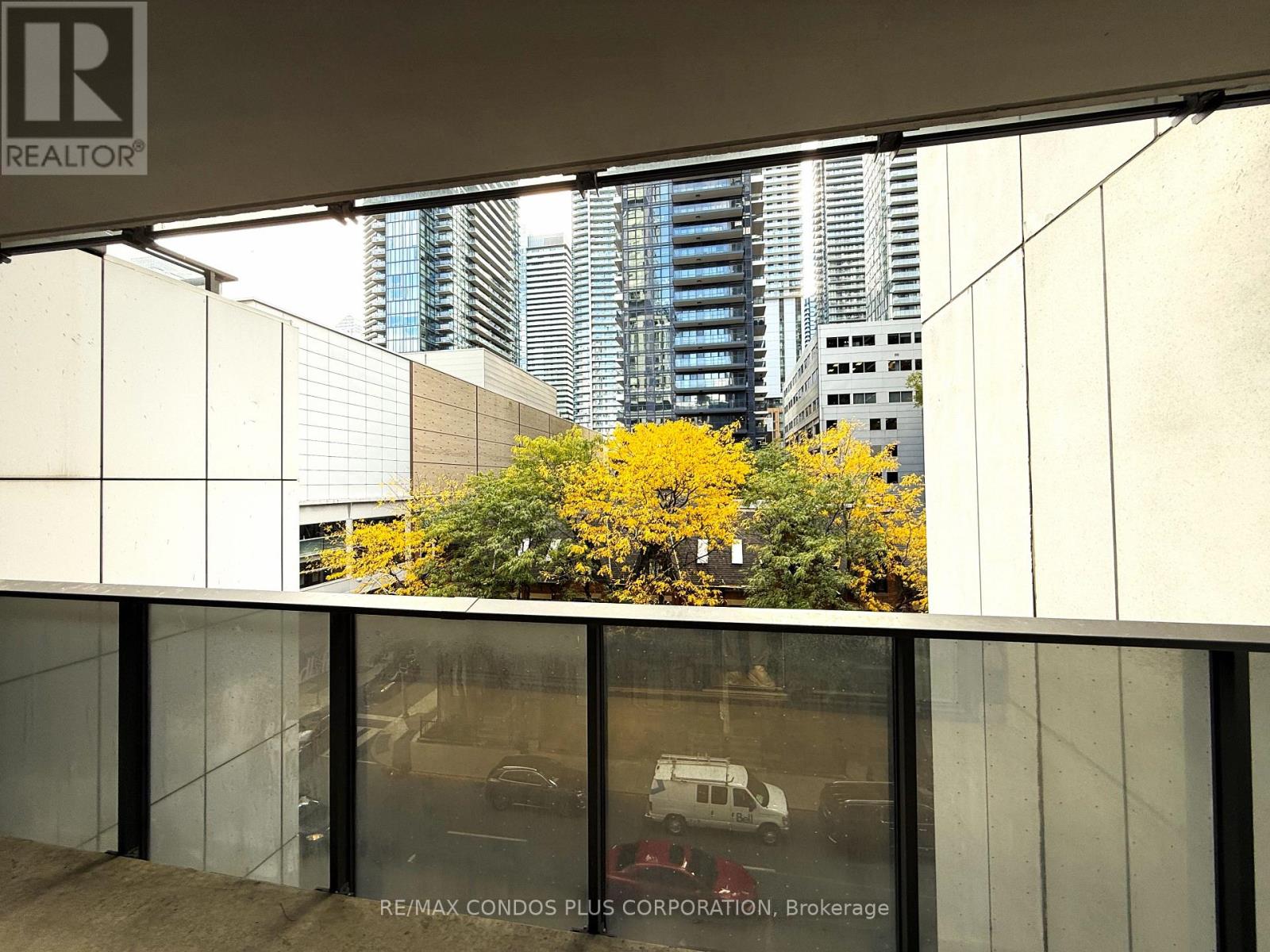 518 - 330 Richmond Street W, Toronto (Waterfront Communities), Ontario  M5V 1X2 - Photo 25 - C12404586