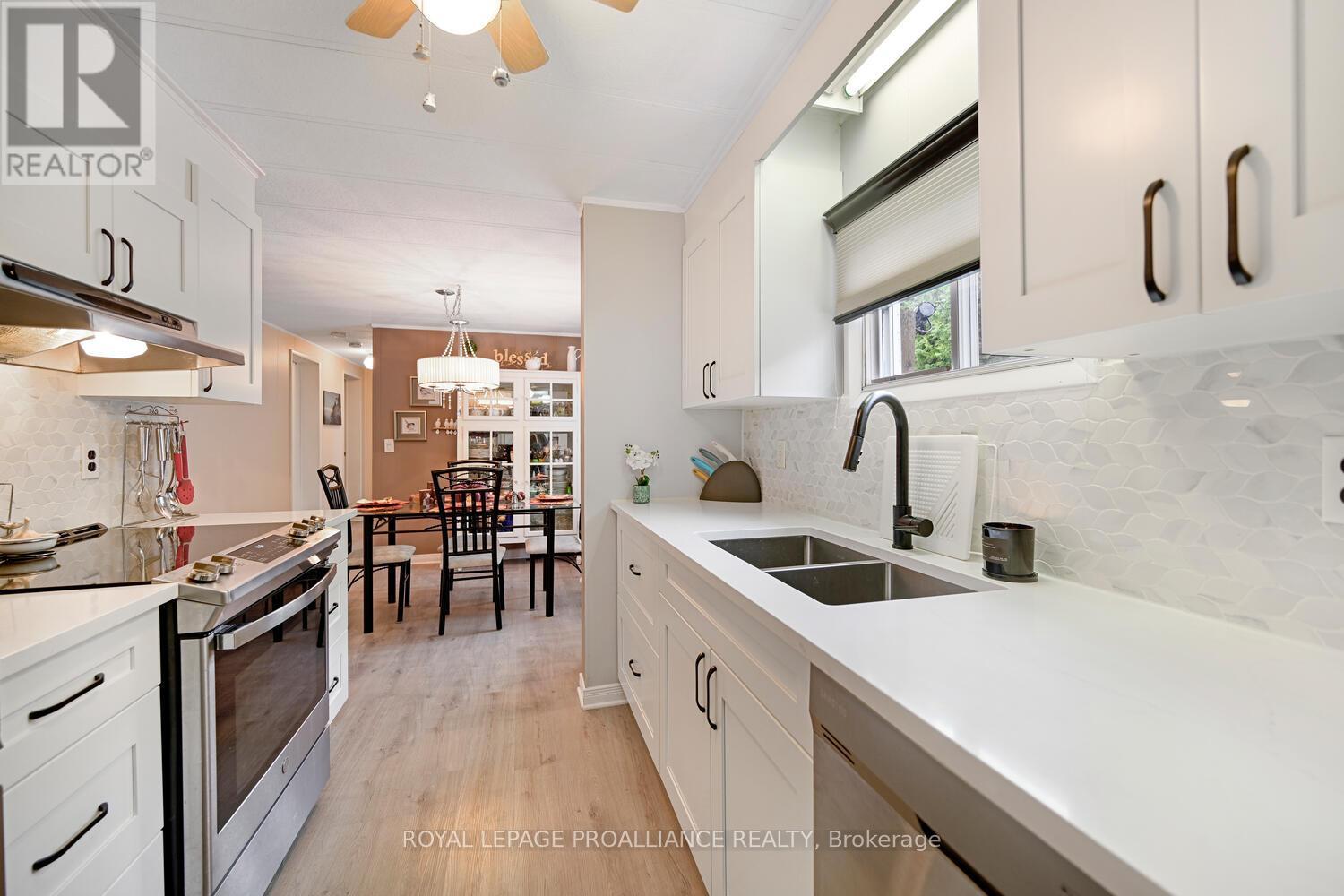 36 - 1871 Oxford Avenue, Elizabethtown-Kitley, Ontario  K6V 7B5 - Photo 14 - X12483288