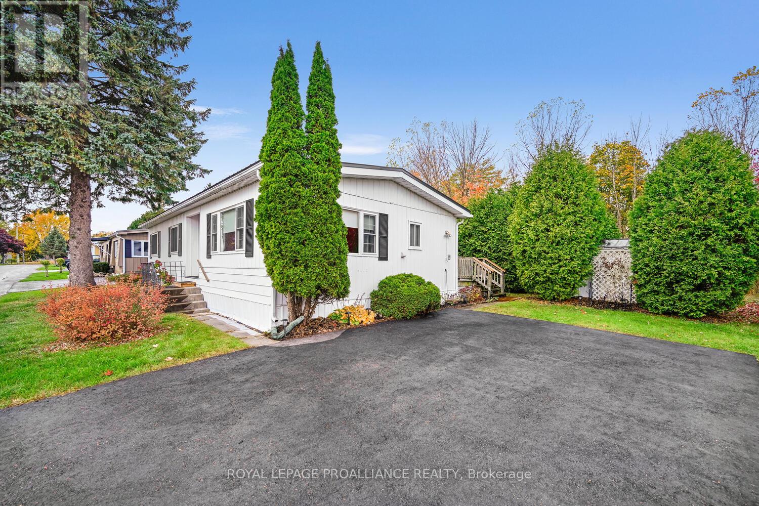 36 - 1871 Oxford Avenue, Elizabethtown-Kitley, Ontario  K6V 7B5 - Photo 4 - X12483288