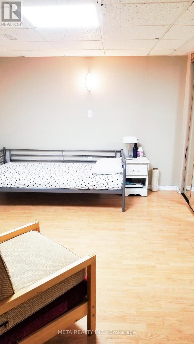 108 Lent Crescent, Brampton, Ontario  L6Y 4X7 - Photo 20 - W12480688