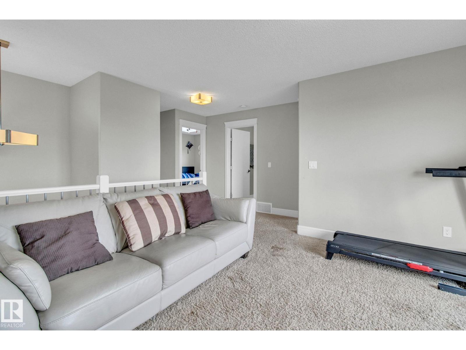 16404 12 Av Sw, Edmonton, Alberta  T6W 3K4 - Photo 15 - E4463604