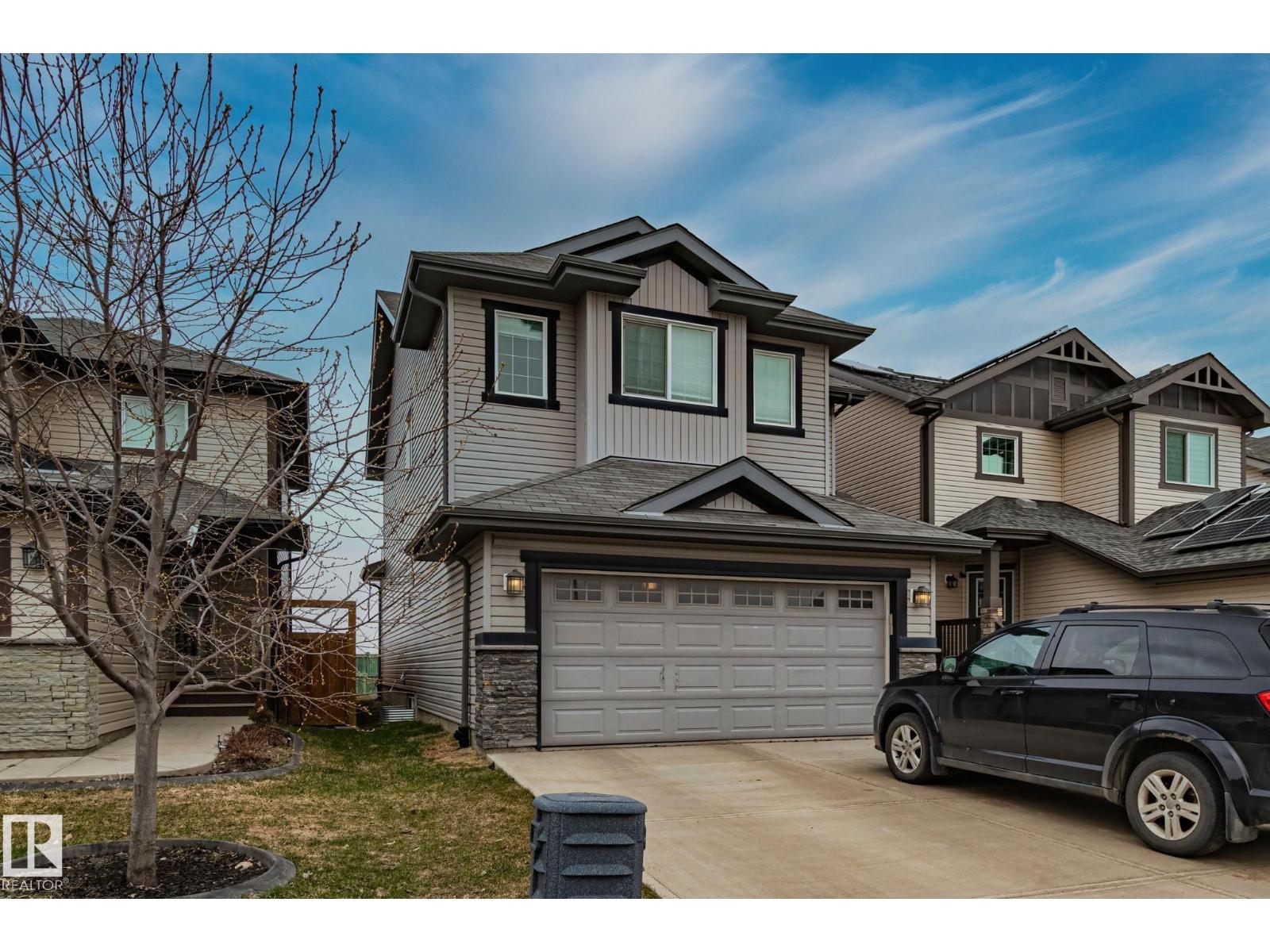 16404 12 Av Sw, Edmonton, Alberta  T6W 3K4 - Photo 2 - E4463604