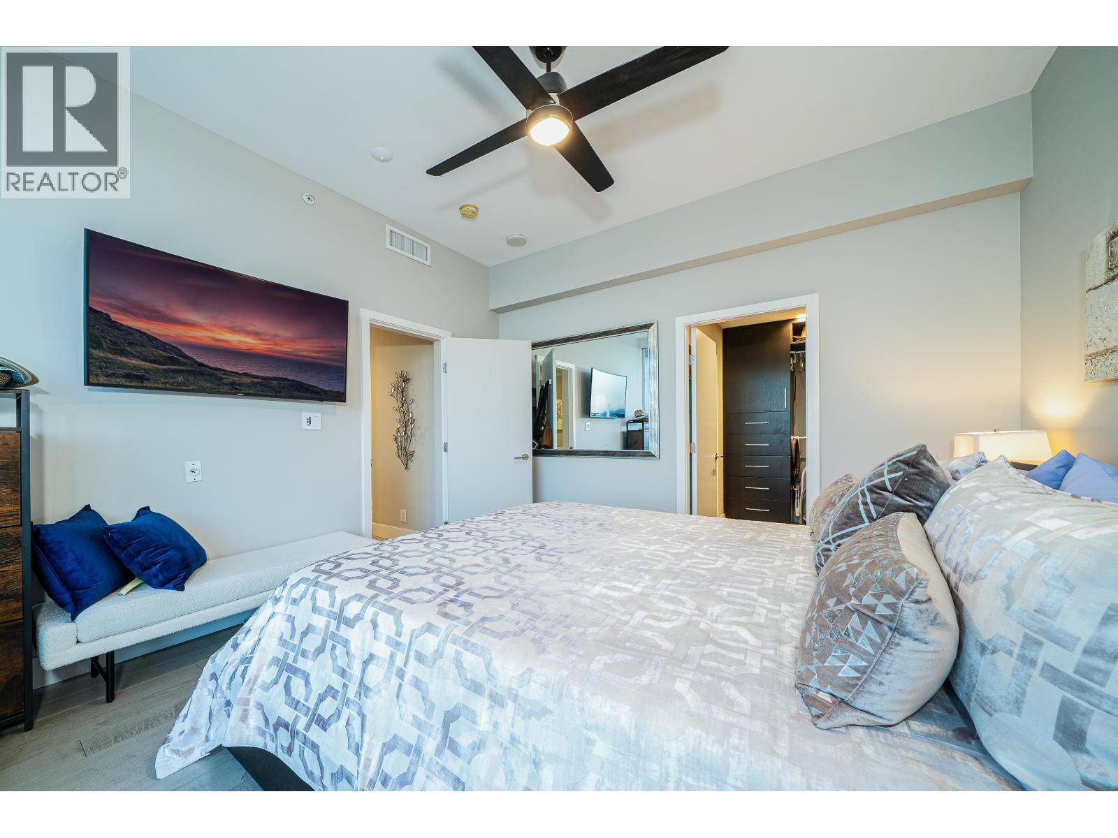 2302 125 E 14th Street, North Vancouver, British Columbia  V7E 0E6 - Photo 18 - R3061953
