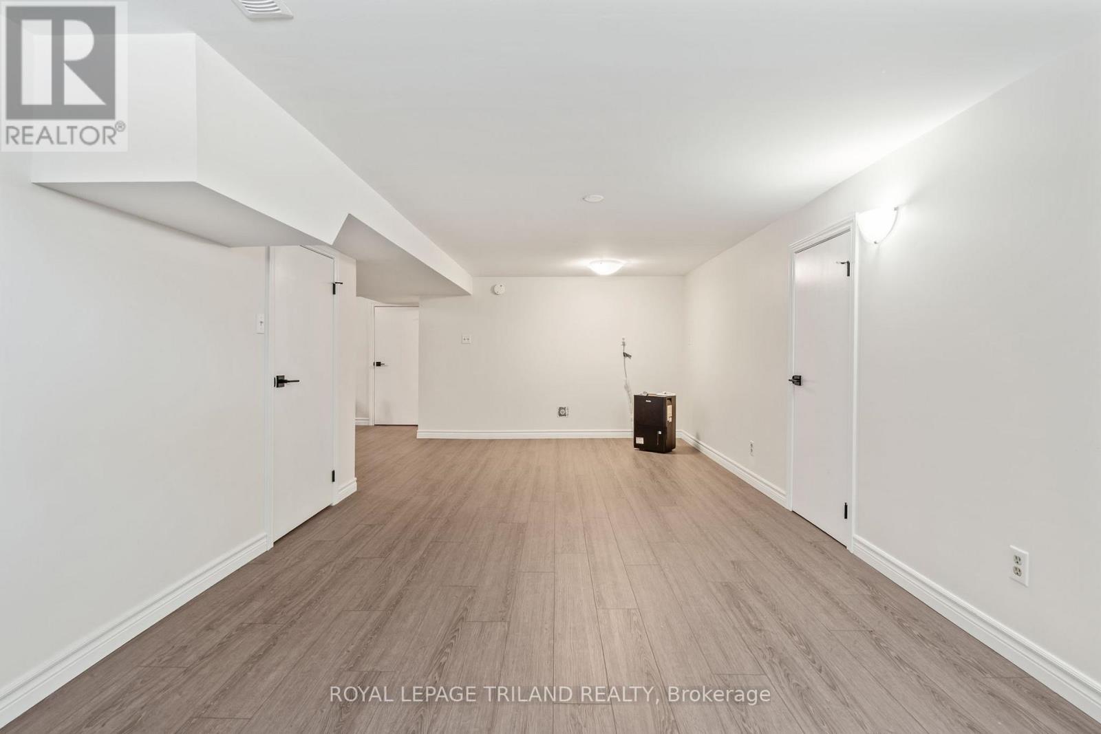 Photo 31 of 46 for 1842 Dumont Street