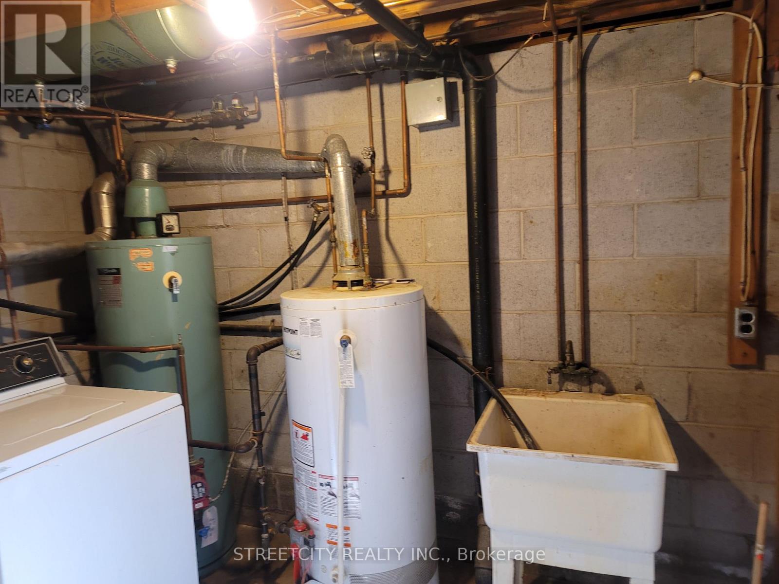 156 Maple Street, West Elgin, Ontario  N0L 2C0 - Photo 27 - X12442240